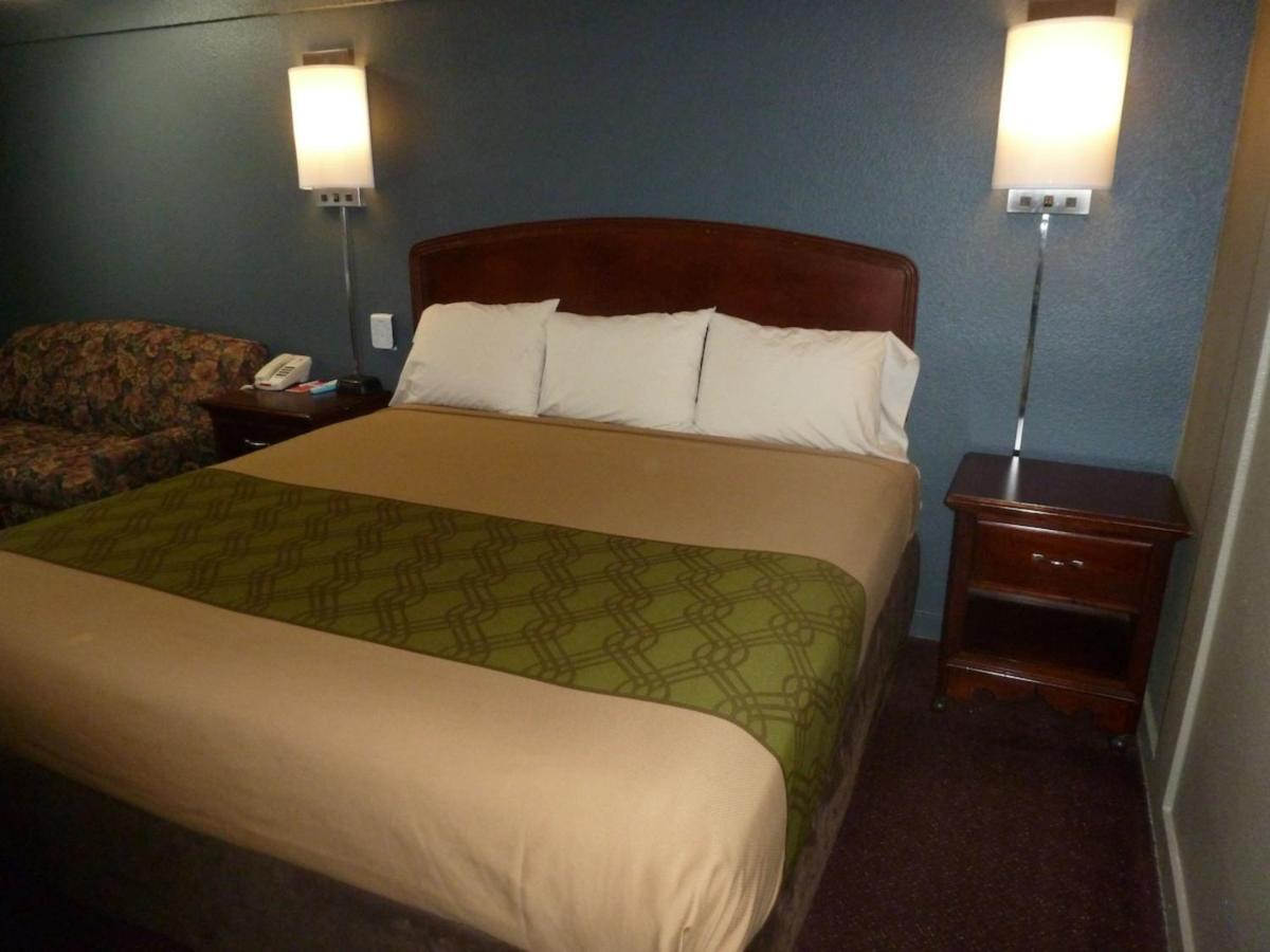 Econo Lodge Pittsburgh I-79 Eksteriør bilde