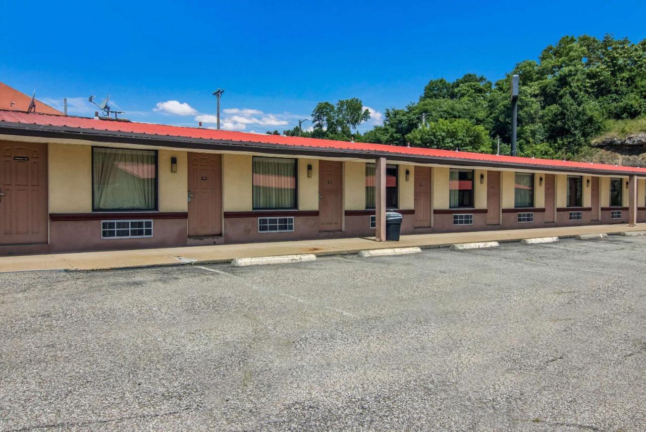 Econo Lodge Pittsburgh I-79 Eksteriør bilde