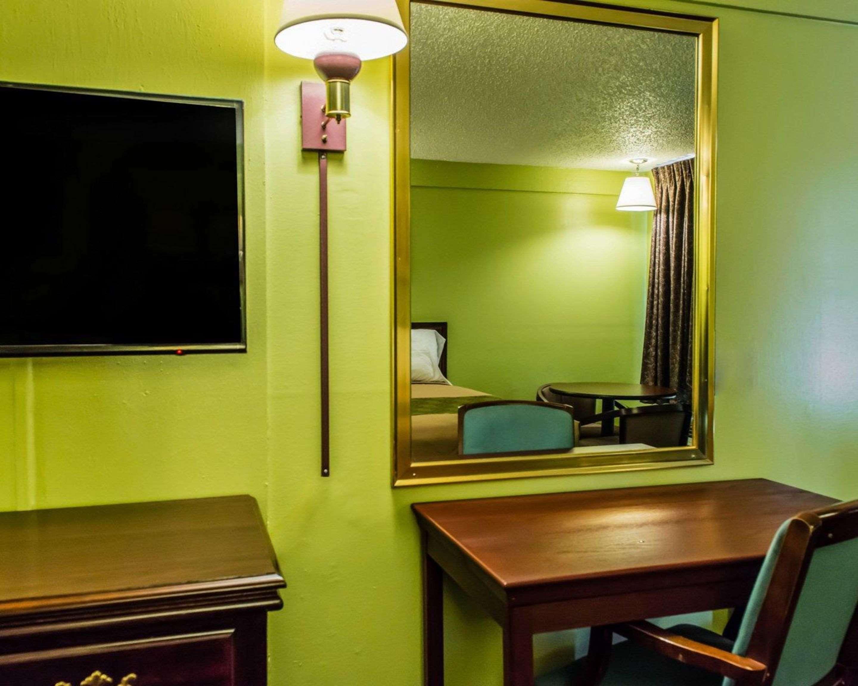 Econo Lodge Pittsburgh I-79 Eksteriør bilde